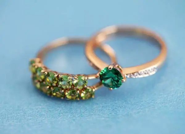 alternative engagement stones - emerald