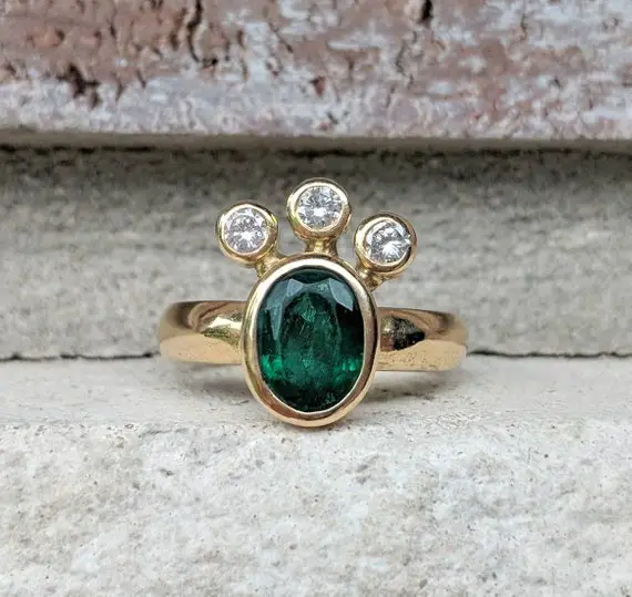 Vintage Estate Emerald Diamond Cluster Crown Ring