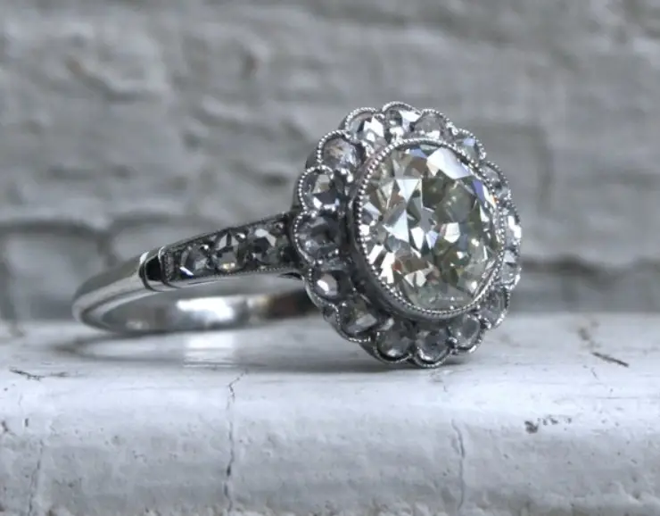 old mine cut diamond ring from Gold Adore