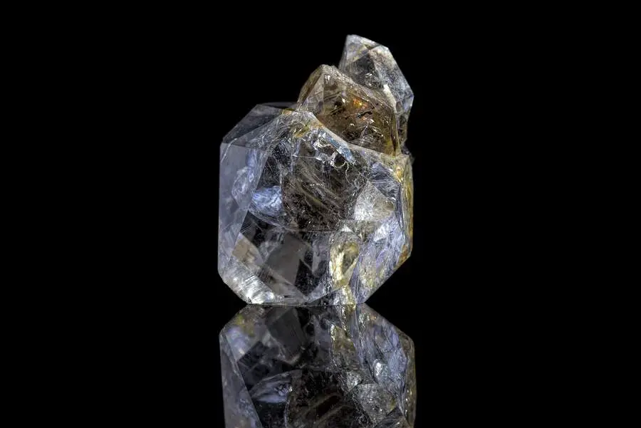 what is an old mine cut diamond?