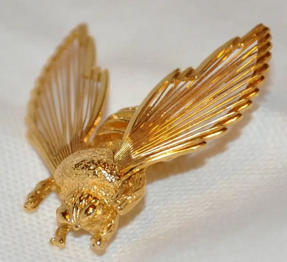 Monet Gilded Gold Vermeil Bumble Bee Brooch For Sale at 1stDibs