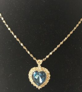 Guide to Vintage Avon Jewelry - How to Buy Vintage Jewelry