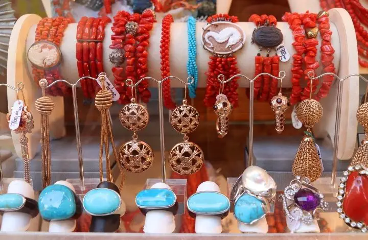 vintage coral jewelry