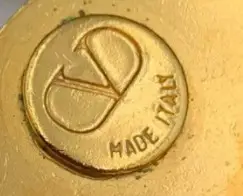 V made in italy mark