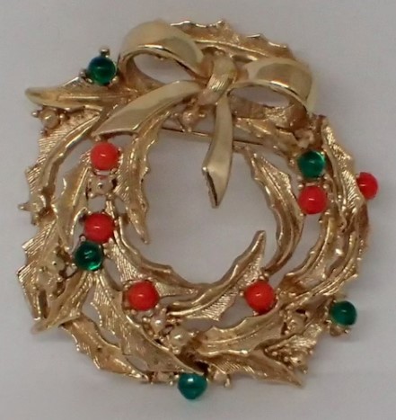 Boucher Christmas Wreath Pin from VintageUndertheSea on Etsy