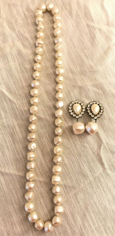Vintage Les Bernard Faux Pearl Necklace and Earring Set from eBay
